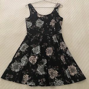 H&M, Floral Skater Dress, Size 8